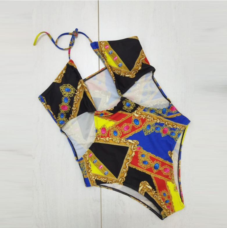 Bikini Swimsuit-Dive into Style with Chic and Trendy Beachwear