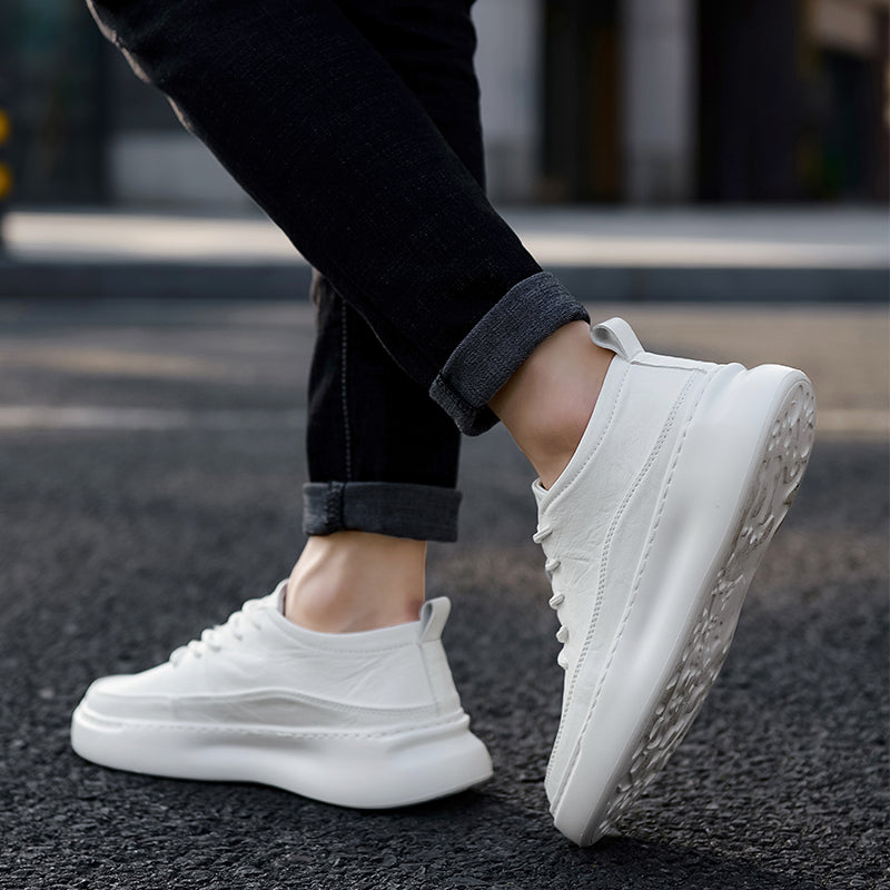 Men's Korean Style Wild Casual Design Shoes for a Trendy Look in White