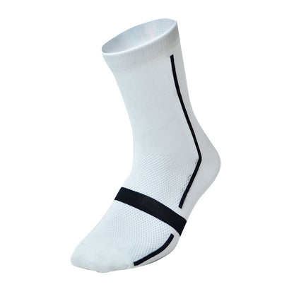 New Quick-Drying and Breathable Cycling Socks for Outdoor Adventures