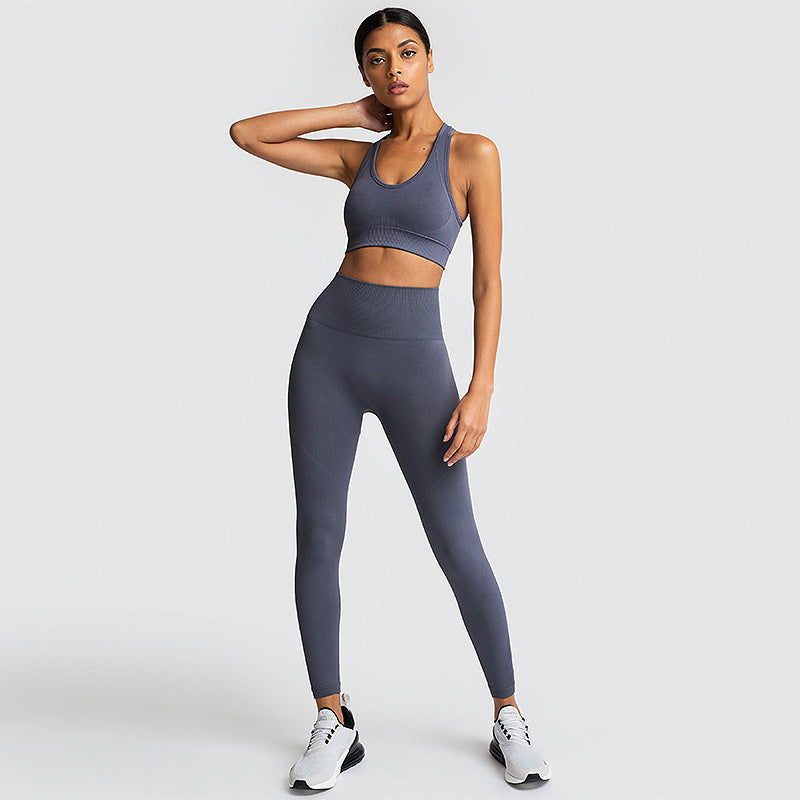 Stylish Seamless Woman's Sportswear for Ultimate Comfort