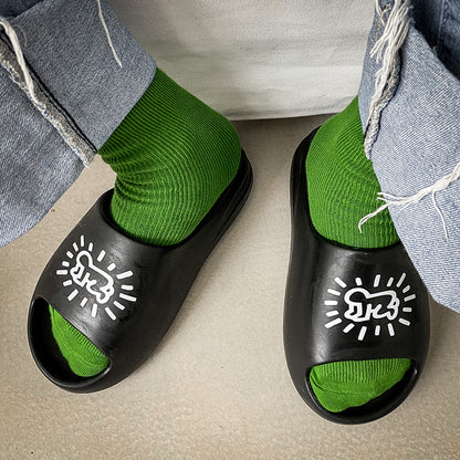 Men's Platform Graffiti Slippers for a Trendy Urban Look