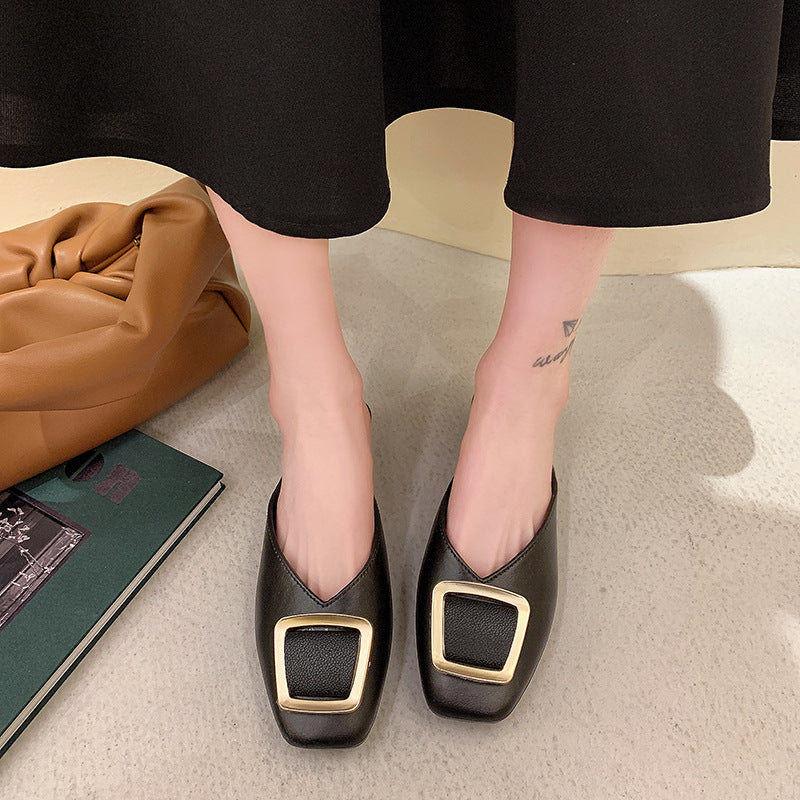 Fashionable Half Slippers with Middle-Heeled Design