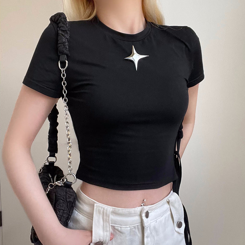 Dark Metal Decorative Short Sleeve T-Shirt with Waist Hollow Design