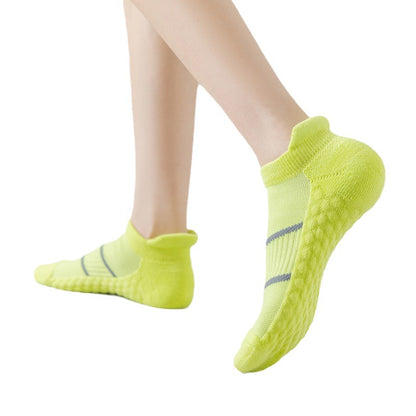 Men's Towel-Bottom Solid Color Sports Socks for Active Style