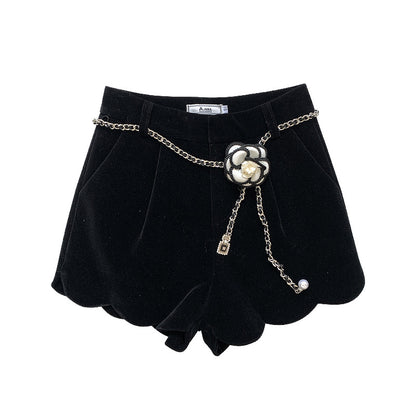 Celebrity-Inspired Temperament Shorts with High-End Fashion