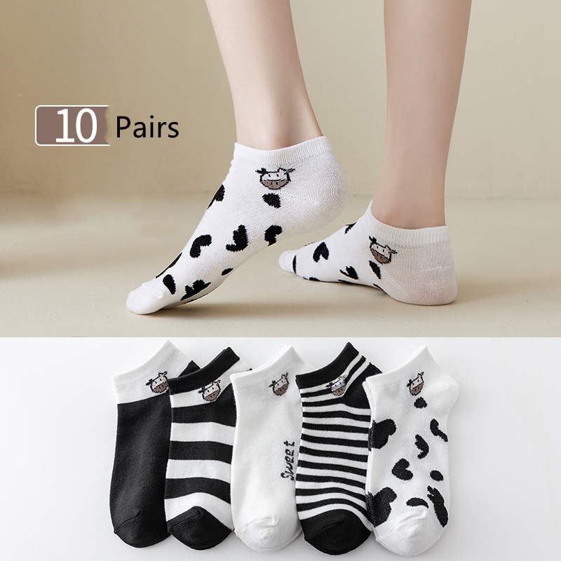 Japanese Cartoon Shallow Mouth Casual Socks for a Cute Touch