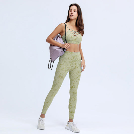 Trendy Tie-Dye Yoga Sports Suit with Vibrant Comfort