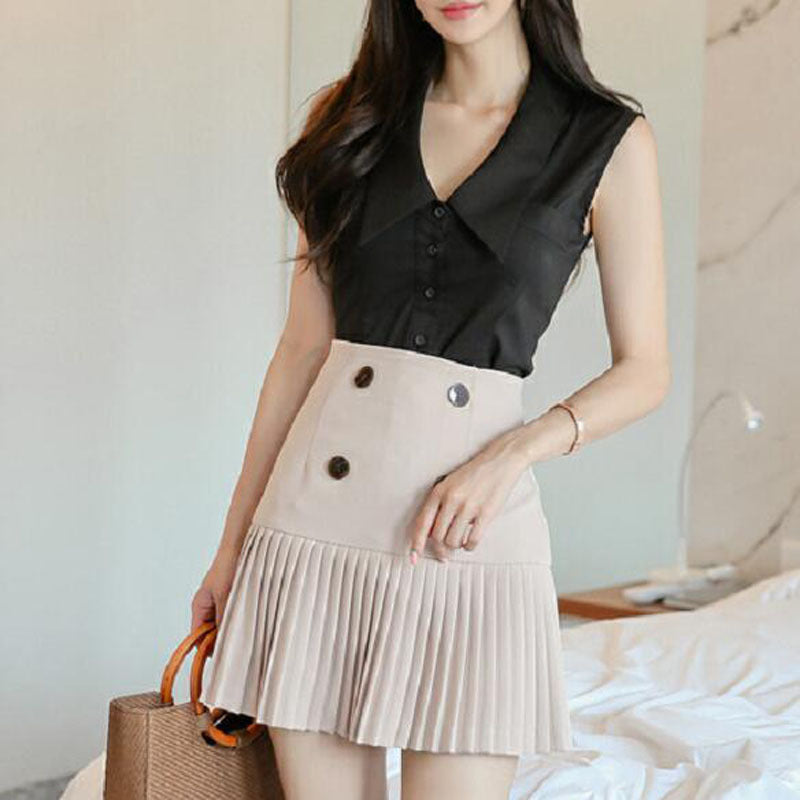 Chic V-neck Sleeveless Top with High Waist Pleated Skirt Set